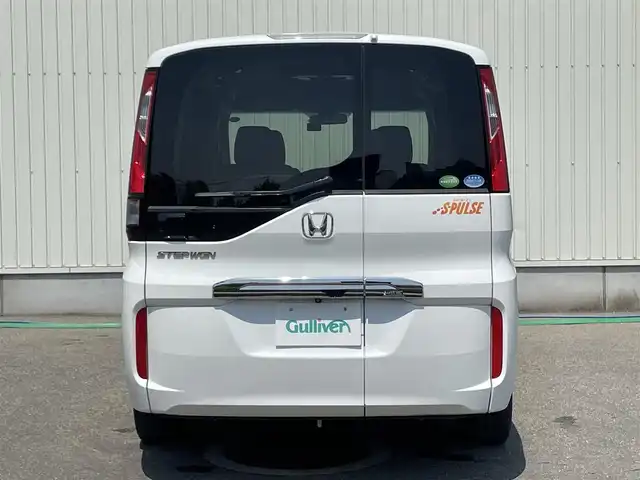 ホンダ ステップワゴン G EX 富山県 2016(平28)年 6.1万km ホワイトオーキッドパール ワンオーナー/アルパイン10型ナビ(BT/CD/DVD)/フルセグTV/パワースライドドア(両側)/バックカメラ/ビルトインETC/コムテックドライブレコーダー/アルパイン12.8型リアビジョン/アダプティブクルーズコントロール/ホンダセンシング/・オートライト/・衝突軽減ブレーキ/・車線維持支援システム/・誤発進抑制機能/・先行車発進お知らせ機能/・標識認識機能/デュアルオートエアコン/ステアリングスイッチ/ツイード調ジャージシート/前席シートヒーター/2列目キャプテンシート/わくわくゲート/純正16インチアルミホイール/スマートキーシステム/セキュリティアラーム/禁煙車