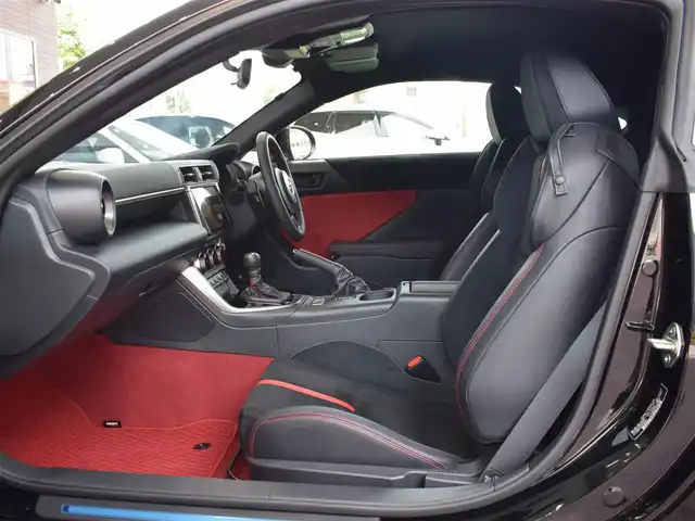 トヨタ ＧＲ８６ RZ 神奈川県 2024(令6)年 0.2万km クリスタルブラックシリカ ワンオーナー/保証書/取扱説明書/