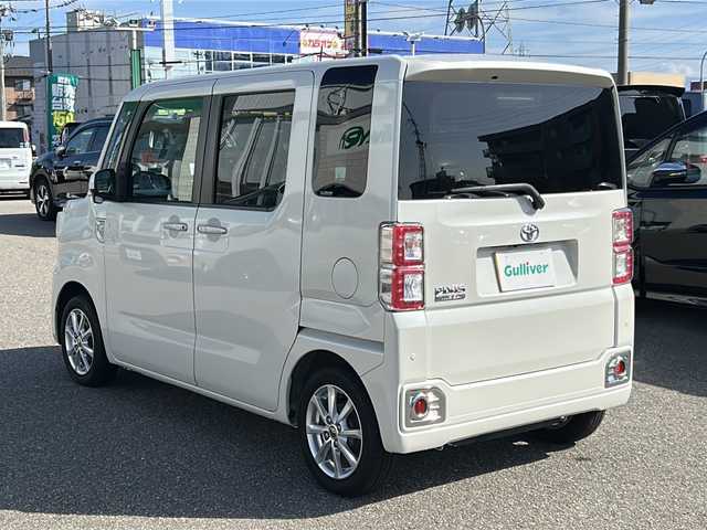 トヨタ ピクシスメガ L SAⅢ 石川県 2018(平30)年 2.6万km パールホワイトⅢ 純正７インチナビ　/バックカメラ　/純正７インチナビ　/バックカメラ　/両側パワースライドドア　/フルセグＴＶ　/後センサー　/オートマチックハイビーム　/純正ドライブレコーダー　/社外アルミスタッドレス４本積み　/スペアキー　/ＥＴＣ　/ＵＳＢ充電