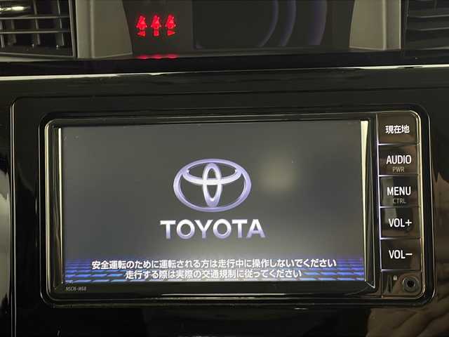 トヨタ ルーミー カスタムG 新潟県 2022(令4)年 1.3万km パールホワイトⅢ 4WD/スマートアシスト/純正ナビ/　　ワンセグ/CD/BT/AUX/バックカメラ/両側パワースライドドア/レーダークルーズコントロール/LEDオートライト/オートマチックハイビーム/シートヒーター/純正14インチアルミホイール/ステアリングスイッチ/アイドリングストップ/USBポート/スマートキー/ETC