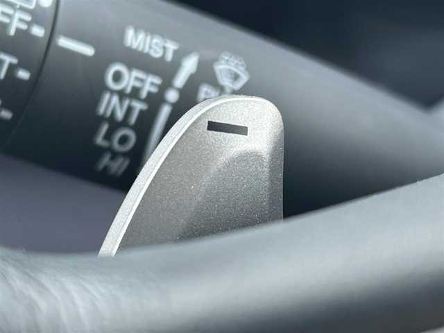 ホンダ Ｎ ＯＮＥ プレミアム ツアラー Lパッケージ 愛媛県 2013(平25)年 9.4万km プレミアムホワイトパール パドルシフト/社外ナビ/オートライト/LED/フォグランプ/クルーズコントロール/ETC/Bカメラ/ワンセグTV/DVD再生可能/ベンチシート/純正フロアマット/純正１５AW/横滑り防止装置/スマートキー/プッシュスタート/Bluetooth/カーテンエアバッグ