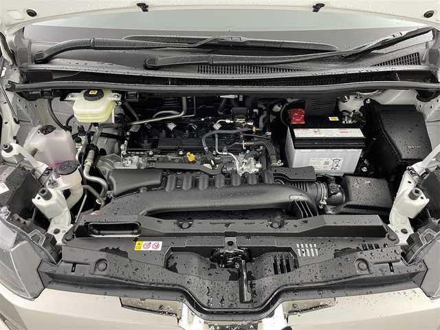 トヨタ ノア S－Z 大分県 2024(令6)年 0.5万km ホワイトパールクリスタルシャイン 純正ディーラーナビ/・Bluetooth・フルセグTV・DISC/・Miracast・AM・FM/バックカメラ/ビルトインETC2.0/ドライブレコーダー/モデリスタエアロ/トヨタセーフティセンス/・プリクラッシュセーフティ/・レーンディパーチャーアラート/・プロアクティブドライビングアシスト/・パーキングサポートブレーキ/・ロードサインアシスト/・クリアランスソナー/レーダークルーズコントロール/後退速度抑制/リアシートリマインダー/前席シートヒーター/両側パワースライドドア/フリップダウンモニター/本革巻きステアリング/ステアリングリモコン/純正フロアマット/純正17インチアルミホイール/テレビキャンセラー/USB端子/HDMI端子/タイプC端子/3眼LEDヘッドライト/フォグランプ/パワーウィンドウ/パワーステアリング/電動格納ミラー