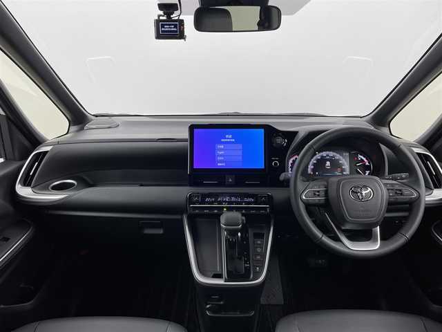 トヨタ ノア S－Z 大分県 2024(令6)年 0.5万km ホワイトパールクリスタルシャイン 純正ディーラーナビ/・Bluetooth・フルセグTV・DISC/・Miracast・AM・FM/バックカメラ/ビルトインETC2.0/ドライブレコーダー/モデリスタエアロ/トヨタセーフティセンス/・プリクラッシュセーフティ/・レーンディパーチャーアラート/・プロアクティブドライビングアシスト/・パーキングサポートブレーキ/・ロードサインアシスト/・クリアランスソナー/レーダークルーズコントロール/後退速度抑制/リアシートリマインダー/前席シートヒーター/両側パワースライドドア/フリップダウンモニター/本革巻きステアリング/ステアリングリモコン/純正フロアマット/純正17インチアルミホイール/テレビキャンセラー/USB端子/HDMI端子/タイプC端子/3眼LEDヘッドライト/フォグランプ/パワーウィンドウ/パワーステアリング/電動格納ミラー