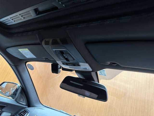 ＢＭＷ Ｍ２ 千葉県 2018(平30)年 4.2万km サファイアブラックP セレクトＰＫＧ　/クルーズコントロール　/黒革　/ＳＲ　/ｈａｒｍａｎｋａｒｄｏｎサウンド　/ナビ　/Ｂｌｕｅｔｏｏｔｈ接続　/Ｂカメラ　/シートＨ　/コンフォートアクセス　/ＰＤＣ　/衝突軽減Ｂ　/ＬＫＡ　/１オーナー