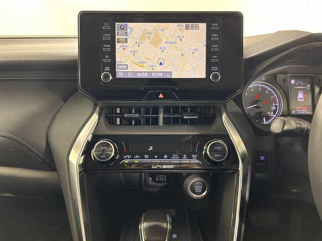 トヨタ ハリアー S 佐賀県 2020(令2)年 7.6万km ホワイトパールクリスタルシャイン 純正7インチナビ/フルセグTV/Bluetooth/AM/FM/バックカメラ/デジタルインナーミラー/レーダークルーズコントロール/コーナーセンサー/レーンキープアシスト/ブラインドスポットモニター/衝突被害軽減ブレーキ/電子パーキングブレーキ/オートブレーキホールド/純正17インチアルミホイール/LEDヘッドライト/オートライト/オートマチックハイビーム