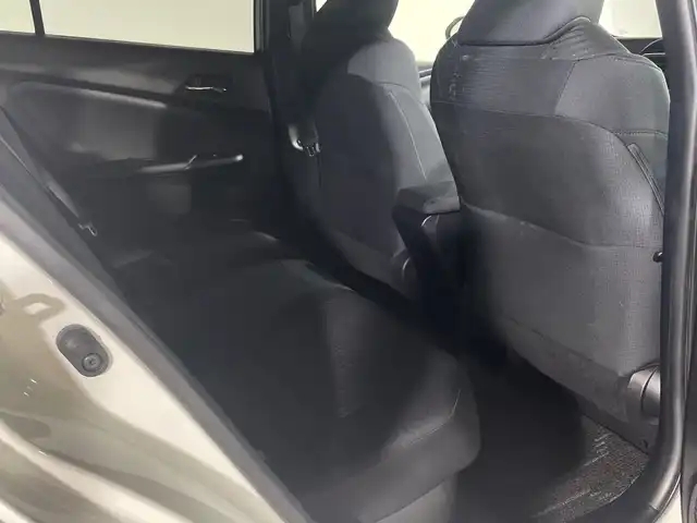 トヨタ プリウス Sセーフティプラス 福岡県 2018(平30)年 5.2万km ホワイトパールクリスタルシャイン 禁煙車純正7型SDナビ（フルセグTV/DVD/CD/BT）バックモニタートヨタセーフティーレーダークルコンエアロドラレコETCコーナーセンサーLEDヘッドライトスマートキー