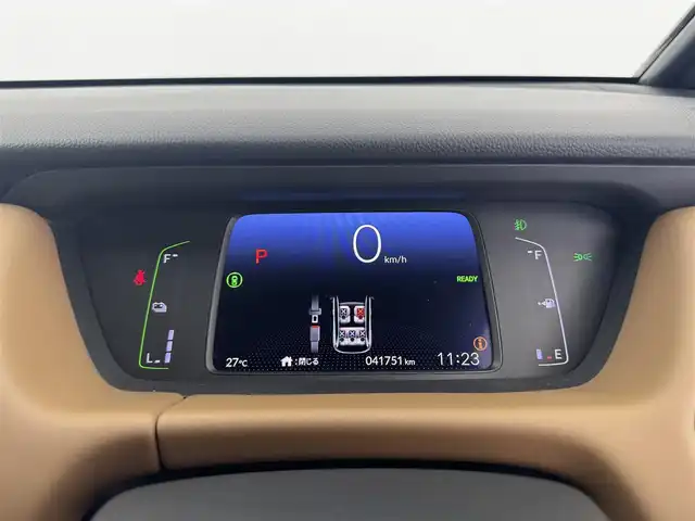 ホンダ フィット e:HEVリュクス 愛知県 2020(令2)年 4.2万km クリスタルブラックパール 純正9型ナビ（フルセグ、CD、DVD、Bluetooth）/ETC/Bカメラ/シートヒーター/ハンドルヒーター/コーナーセンサー/オートハイビーム/LEDヘッドライト/ドラレコ前後/置くだけ充電/ACC/純正16インチAW/衝突軽減ブレーキ/レーンキープアシスト/オートハイビーム/三点エアバック/横滑り防止装置/スマートキー