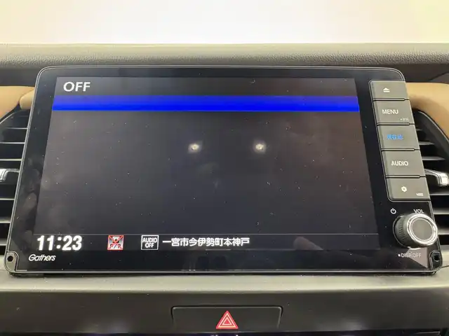 ホンダ フィット e:HEVリュクス 愛知県 2020(令2)年 4.2万km クリスタルブラックパール 純正9型ナビ（フルセグ、CD、DVD、Bluetooth）/ETC/Bカメラ/シートヒーター/ハンドルヒーター/コーナーセンサー/オートハイビーム/LEDヘッドライト/ドラレコ前後/置くだけ充電/ACC/純正16インチAW/衝突軽減ブレーキ/レーンキープアシスト/オートハイビーム/三点エアバック/横滑り防止装置/スマートキー