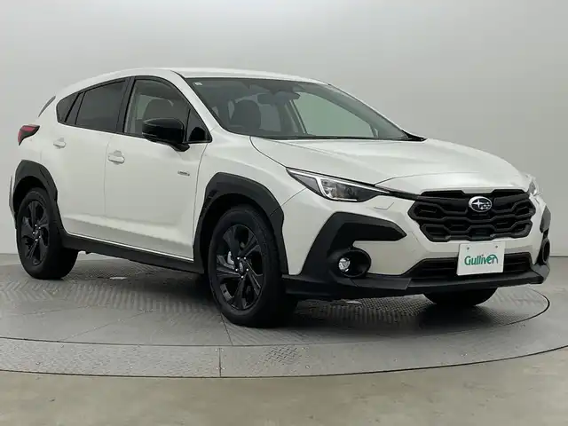 スバル クロストレック ツーリング 新潟県 2024(令6)年 0.7万km クリスタルホワイトP ４WD/新世代アイサイト/11.6インチマルチインフォメーションディスプレイ/　　AM/FM/フルセグ/BT/AUX//　　applecarplay/androidauto/アラウンドビューモニター/全車速追従機能付クルーズコントロール/LEDオートライト/前席シートヒーター/純正17インチアルミホイール付/電動パーキングブレーキ/オートブレーキホールド/typeCポート/USBポート/ステアリングスイッチ/ステアリングヒーター/パドルシフト/スペアキー/スペアキー/スマートキー/ETC