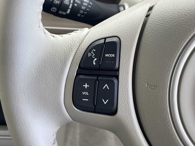 スズキ ラパン X 秋田県 2024(令6)年 0.1千km アーバンブラウンパールメタリック 4WD/スズキセーフティサポート/ステアリングスイッチ/革巻きハンドル/前席シートヒーター/プッシュスタート/電動格納ミラー/純正アルミホイール/LEDヘッドライト/オートライト/コーナーセンサー/スマートキー