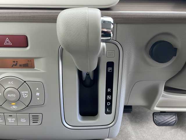 スズキ ラパン X 秋田県 2024(令6)年 0.1千km アーバンブラウンパールメタリック 4WD/スズキセーフティサポート/ステアリングスイッチ/革巻きハンドル/前席シートヒーター/プッシュスタート/電動格納ミラー/純正アルミホイール/LEDヘッドライト/オートライト/コーナーセンサー/スマートキー