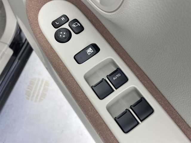 スズキ ラパン X 秋田県 2024(令6)年 0.1千km アーバンブラウンパールメタリック 4WD/スズキセーフティサポート/ステアリングスイッチ/革巻きハンドル/前席シートヒーター/プッシュスタート/電動格納ミラー/純正アルミホイール/LEDヘッドライト/オートライト/コーナーセンサー/スマートキー