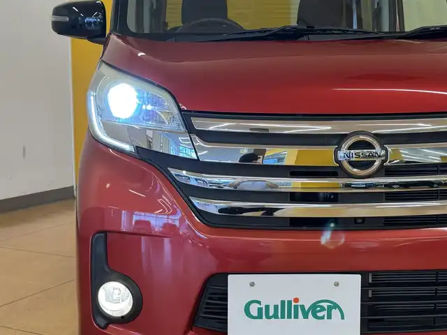 日産 デイズ ルークス ハイウェイスターX 群馬県 2016(平28)年 5.8万km スパークリングレッド/ブラック エマージェンシーブレーキ/社外SDナビ/　　フルセグ/　　BT/SD/DISC/USB/iPod/全方位カメラ/片側パワースライドドア/HIDヘッドライト/純正14インチAW/ステアリングスイッチ/AAC/アイドリングストップ/横滑り防止機能/スマートキー/ETC