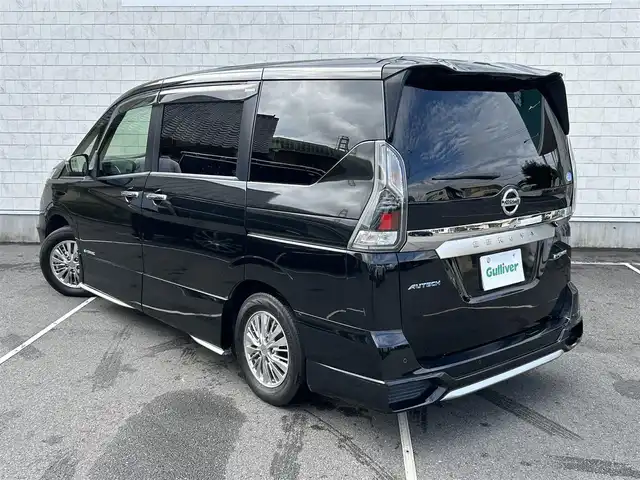日産 セレナ e－パワー オーテック 静岡県 2019(平31)年 8.2万km ダイヤモンドブラック オーテックバージョン/純正エアロパーツ（フル）/純正9インチナビ/(CD/DVD/BT/iPod/ブルーレイ再生機能)/フルセグTV/全方位カメラ/追従型クルーズコントロール/デジタルインナーミラー/ステアリングヒーター/前席シートヒーター/前方ドライブレコーダー(DJ4-D)/両側パワスラ/横滑り防止装置/レーンキープアシスト/衝突被害軽減システム/盗難防止装置/プッシュスタート/スマートキー/スペアキー×1/ビルトインETC/純正15インチアルミホイール/純正フロアマット/LEDヘッドライト