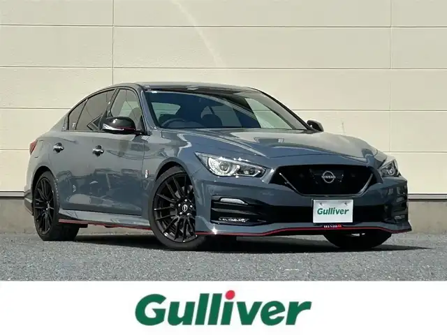 日産 スカイライン ニスモ 茨城県 2023(令5)年 0.4万km グレー ワンオーナー/純正OPサンルーフ/1000台限定車/純正メーカーナビ/・フルセグTV/・CD/DVD/BT/・Applecarplay/USB/・AM.FM/アラウンドビューモニター/BOSEサウンド/360°セーフティアシスト/・インテリジェントエマージェンシーブレーキ/・インテリジェントFCW（前方衝突予測警報）/・踏み間違い衝突防止アシスト/・インテリジェントBSI（後側方衝突防止支援システム）/・BSW（後側方車両検知警報）/・インテリジェント LI（車線逸脱防止支援システム）/・LDW（車線逸脱警報）/・インテリジェント BUI（後退時衝突防止支援システム）/・ハイビームアシスト/ビルトインETC2.0/パドルシフト/革巻きステアリング/ステアリングスイッチ/D席メモリ付パワーシート/前席パワーシート/前席シートヒーター/LEDヘッドライト/F/Rフォグランプ/オートライト/プッシュスタート/純正19インチAW/純正NISMOフロアマット/ドアバイザー