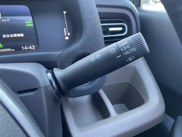 ホンダ フリード ハイブリット e:HEV AIR EX 滋賀県 2025(令7)年 0.1千km メテオロイドグレーメタリック 登録済未使用車/純正9型メモリーナビ/・Bluetooth/USB/フルセグ/・AndroidoAuto/AppleCarPlay/ホンダセンシング/追従クルーズコントロール/ハーフレザーシート/シートヒーター/BSM/バックカメラ/電子パーキング/LEDライト/純正１５AW