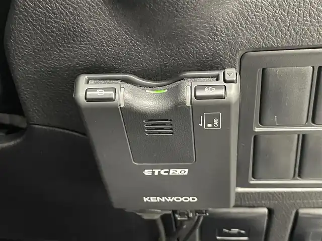 トヨタ ハイラックス Z 愛知県 2023(令5)年 0.5万km スーパーホワイトⅡ 社外9型ナビ/バックカメラ/ETC2.0/禁煙車/フルセグTV/Bluetooth/ミラー型ドライブレコーダー/HDMI接続/マッドガード/スペアタイヤ/オートレベリング/ディーゼルターボ/衝突軽減/追従クルコン/レーンキープ/アイドリングストップ/センターデフロック/ダウンヒルアシスト