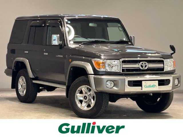 トヨタ ランドクルーザー 宮城県 2015(平27)年 3.8万km グレーメタリック 5MT/4WD/30h記念再販モデル/純正アルミホイール/純正フロアマット/ETC/カーオーディオ/フォグランプ/ドアバイザー/背面タイヤ