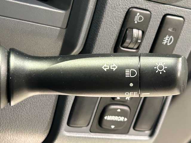 トヨタ ランドクルーザー 宮城県 2015(平27)年 3.8万km グレーメタリック 5MT/4WD/30h記念再販モデル/純正アルミホイール/純正フロアマット/ETC/カーオーディオ/フォグランプ/ドアバイザー/背面タイヤ