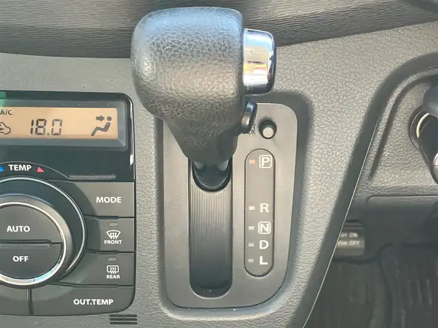 スズキ ワゴンＲ 20周年記念車 静岡県 2013(平25)年 7.9万km ブルーイッシュブラックパール3 エンジンスタートボタン/パワーステアリング/パワーウィンドウ/アイドリングストップ/スマートキー/オートエアコン/USB入力端子/HDMI接続/純正ナビ（BT/フルセグ）/バックカメラ/ドライブレコーダー/ベンチシート/純正フロアマット/布シート/D席シートヒーター/純正アルミホイール/ABS/横滑り防止装置/盗難防止装置/オートライト/キセノン/Wエアバッグ/衝突軽減システム