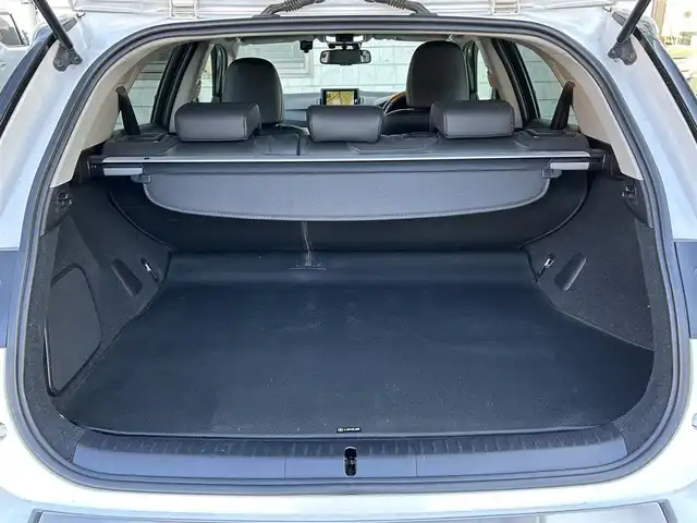 レクサス ＣＴ 200h バージョンL 福岡県 2012(平24)年 11.5万km ホワイトパールクリスタルシャイン 純正HDDナビ/(AM/FM/Bluetooth/CD/DVD/フルセグTV)/バックカメラ/黒レザーシート/ビルトインETC/パドルシフト/前後ドライブレコーダーCOMTEC【HDR360GW/HDR360GS】/オートライト/クルーズコントロール/クリアランスソナー/コーナーセンサー/革巻きステアリング/ステアリングヒーター/ポジションメモリースイッチ(D席)/パワーシート(D席)/シートヒーター(D/N席)/ヘッドライトクリーナー/盗難防止装置/電格ウィンカーミラー/プッシュスタート/純正フロアマット/純正１７インチアルミホイール/ステアリングスイッチ/フロントフォグランプ/スペアキー×１/カードキー×１/ドアバイザー/クイックガイド/ドラレコ取扱説明書/ナビ取扱説明書/取扱説明書/保証書