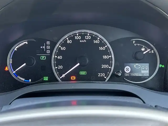 レクサス ＣＴ 200h バージョンL 福岡県 2012(平24)年 11.5万km ホワイトパールクリスタルシャイン 純正HDDナビ/(AM/FM/Bluetooth/CD/DVD/フルセグTV)/バックカメラ/黒レザーシート/ビルトインETC/パドルシフト/前後ドライブレコーダーCOMTEC【HDR360GW/HDR360GS】/オートライト/クルーズコントロール/クリアランスソナー/コーナーセンサー/革巻きステアリング/ステアリングヒーター/ポジションメモリースイッチ(D席)/パワーシート(D席)/シートヒーター(D/N席)/ヘッドライトクリーナー/盗難防止装置/電格ウィンカーミラー/プッシュスタート/純正フロアマット/純正１７インチアルミホイール/ステアリングスイッチ/フロントフォグランプ/スペアキー×１/カードキー×１/ドアバイザー/クイックガイド/ドラレコ取扱説明書/ナビ取扱説明書/取扱説明書/保証書