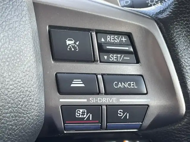 スバル フォレスター 2．0XT アイサイト 山梨県 2013(平25)年 10.2万km サテンホワイトパール (株)IDOMが運営する【じしゃロン甲府店】の自社ローン専用車両になりますこちらは現金またはオートローンご利用時の価格です。自社ローンご希望の方は別途その旨お申付け下さい/ワンオーナー/SDナビ（DIATONEナビ）/・型式　NR-MZ60/・CD/DVD/BT接続/クルーズコントロール/パドルシフト/ETC/ハーフレザーシート/D席＋N席パワーシート/D席＋N席シートH/純正Fマット/純正18インチAW