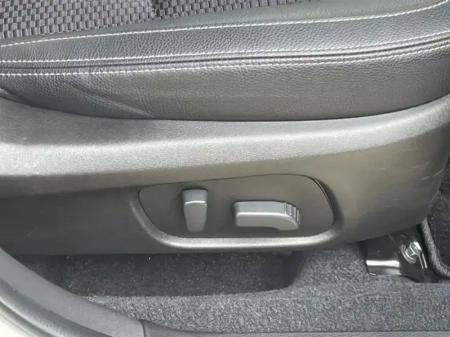 スバル フォレスター 2．0XT アイサイト 山梨県 2013(平25)年 10.2万km サテンホワイトパール (株)IDOMが運営する【じしゃロン甲府店】の自社ローン専用車両になりますこちらは現金またはオートローンご利用時の価格です。自社ローンご希望の方は別途その旨お申付け下さい/ワンオーナー/SDナビ（DIATONEナビ）/・型式　NR-MZ60/・CD/DVD/BT接続/クルーズコントロール/パドルシフト/ETC/ハーフレザーシート/D席＋N席パワーシート/D席＋N席シートH/純正Fマット/純正18インチAW