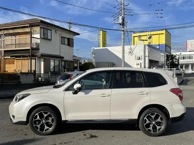 スバル フォレスター 2．0XT アイサイト 山梨県 2013(平25)年 10.2万km サテンホワイトパール (株)IDOMが運営する【じしゃロン甲府店】の自社ローン専用車両になりますこちらは現金またはオートローンご利用時の価格です。自社ローンご希望の方は別途その旨お申付け下さい/ワンオーナー/SDナビ（DIATONEナビ）/・型式　NR-MZ60/・CD/DVD/BT接続/クルーズコントロール/パドルシフト/ETC/ハーフレザーシート/D席＋N席パワーシート/D席＋N席シートH/純正Fマット/純正18インチAW