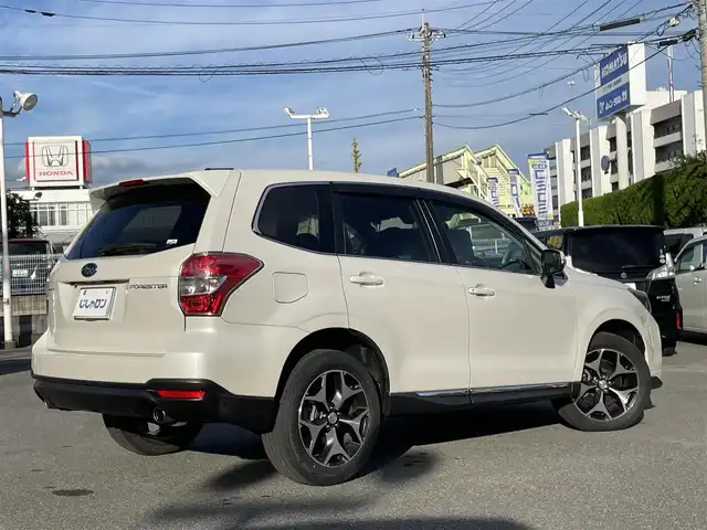 スバル フォレスター 2．0XT アイサイト 山梨県 2013(平25)年 10.2万km サテンホワイトパール (株)IDOMが運営する【じしゃロン甲府店】の自社ローン専用車両になりますこちらは現金またはオートローンご利用時の価格です。自社ローンご希望の方は別途その旨お申付け下さい/ワンオーナー/SDナビ（DIATONEナビ）/・型式　NR-MZ60/・CD/DVD/BT接続/クルーズコントロール/パドルシフト/ETC/ハーフレザーシート/D席＋N席パワーシート/D席＋N席シートH/純正Fマット/純正18インチAW