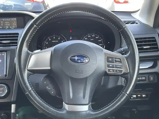 スバル フォレスター 2．0XT アイサイト 山梨県 2013(平25)年 10.2万km サテンホワイトパール (株)IDOMが運営する【じしゃロン甲府店】の自社ローン専用車両になりますこちらは現金またはオートローンご利用時の価格です。自社ローンご希望の方は別途その旨お申付け下さい/ワンオーナー/SDナビ（DIATONEナビ）/・型式　NR-MZ60/・CD/DVD/BT接続/クルーズコントロール/パドルシフト/ETC/ハーフレザーシート/D席＋N席パワーシート/D席＋N席シートH/純正Fマット/純正18インチAW