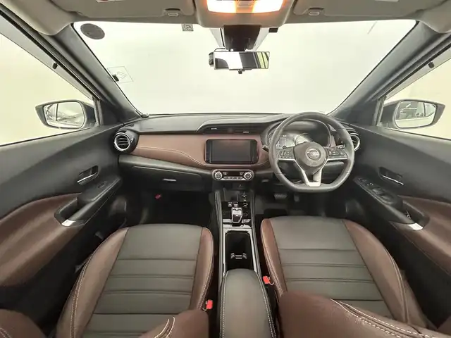 日産 キックス X FOUR スタイルエディション 道央・札幌 2023(令5)年 4.1万km ブリリアントホワイトパール/ピュアブラック 2トーン ・ワンオーナー/・４WD/・DOP９インチSDナビ/　CD/DVD/SD/BT/フルセグTV/・ステアリングスイッチ/・アラウンドビューモニター/・インテリジェントミラー/・ナビ連動ドライブレコーダー前後（DH5-D）/・ビルトインETC/・プロパイロット/　エマージェンシーブレーキ/LDW/LDP/ソナー/　ハンドル支援/ふらつき警報/コーナリングスタビリティアシスト/・インテリジェントクルーズコントロール/・DRIVE MODE/EV MODE/・オートホールド/・横滑り防止装置/・ABS/・ヘッドランプレベライザー/・オートライト/・LEDヘッドライト/・フォグランプ/・ドアミラーウィンカー/・レザーシート/・D+N席シートヒーター/・ステアリングヒーター/・バイザー/・トノカバー/・純正フロアマット/・プッシュスタート/・スマートキー