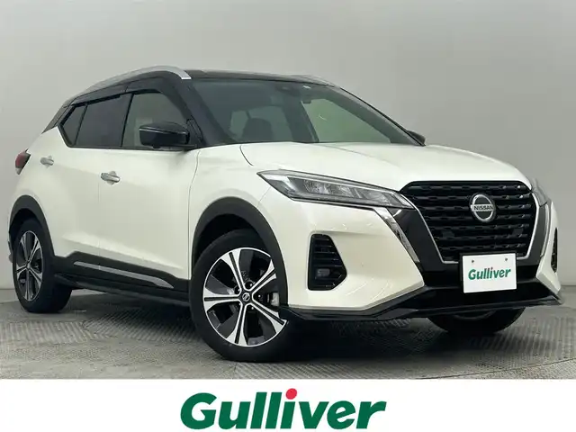 日産 キックス X FOUR スタイルエディション 道央・札幌 2023(令5)年 4.1万km ブリリアントホワイトパール/ピュアブラック 2トーン ・ワンオーナー/・４WD/・DOP９インチSDナビ/　CD/DVD/SD/BT/フルセグTV/・ステアリングスイッチ/・アラウンドビューモニター/・インテリジェントミラー/・ナビ連動ドライブレコーダー前後（DH5-D）/・ビルトインETC/・プロパイロット/　エマージェンシーブレーキ/LDW/LDP/ソナー/　ハンドル支援/ふらつき警報/コーナリングスタビリティアシスト/・インテリジェントクルーズコントロール/・DRIVE MODE/EV MODE/・オートホールド/・横滑り防止装置/・ABS/・ヘッドランプレベライザー/・オートライト/・LEDヘッドライト/・フォグランプ/・ドアミラーウィンカー/・レザーシート/・D+N席シートヒーター/・ステアリングヒーター/・バイザー/・トノカバー/・純正フロアマット/・プッシュスタート/・スマートキー