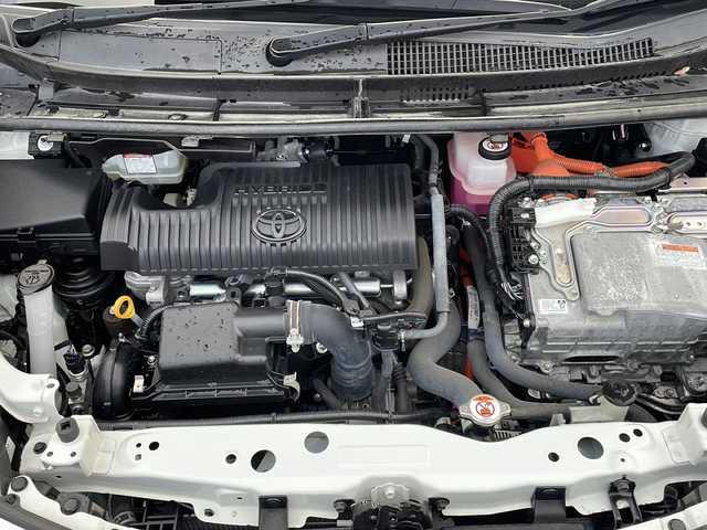 トヨタ シエンタ ハイブリッド ファンベースG クエロ 山口県 2021(令3)年 5.3万km ホワイトパールクリスタルシャイン ワンオーナー/純正SDナビ【NSZT-W68T】/・AM/FM/Bluetooth/CD/フルセグ/ETC/ドライブレコーダー/アラウンドビューモニター/純正フロアマット/純正アルミホイール/スマートキー・スペアキー有/プッシュアップスタート/両側パワースライドドア/前席シートヒーター/ステアリングヒーター/USBチャージャー/LEDヘッドランプ/フォグランプ/オートライト/ドアバイザー/クルーズコントロール/Toyota Safety Sense/・プリクラッシュセーフティ/・レーンディパーチャーアラート/・オートマチックハイビーム/インテリジェントクリアランスソナー/盗難防止装置/取扱説明書/保証書/