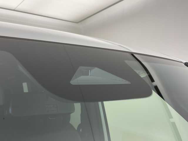 ホンダ ステップワゴン スパーダ eHEV 愛媛県 2025(令7)年 0.1千km プラチナホワイトパール スパーダ　e:HEV　4CJ4AP3　11.4インチナビHonda CONNECTナビ LXM-247VFLi(317900円)　15.6インチ リア席モニター VM-231FE(149600円)/登録済未使用車／純正１５．６インチ後席用モニター／純正１１．４インチホンダコネクトナビ／アダプティブクルーズコントロール／両側電動スライドドア／シートヒーター／ブラインドスポットモニター／オットマン