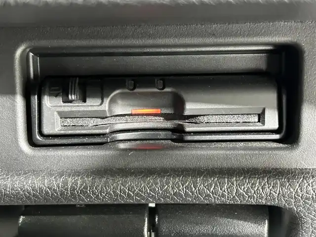 日産 エクストレイル 20X 佐賀県 2018(平30)年 5.4万km ブリリアントホワイトパール プロパイロット/エマージェンシーブレーキ/ハンドル支援/レーダークルーズコントロール/純正9インチナビ/アラウンドビューモニター/バックモニター/デジタルインナーミラー/パワーバックドア/ダウンヒルアシスト/パートタイム4WD/コーナーセンサー/カプロンシート/シートヒーター/純正フロアマット/プッシュスタート/スマートキー×2/保証書/取扱説明書