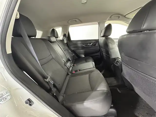 日産 エクストレイル 20X 佐賀県 2018(平30)年 5.4万km ブリリアントホワイトパール プロパイロット/エマージェンシーブレーキ/ハンドル支援/レーダークルーズコントロール/純正9インチナビ/アラウンドビューモニター/バックモニター/デジタルインナーミラー/パワーバックドア/ダウンヒルアシスト/パートタイム4WD/コーナーセンサー/カプロンシート/シートヒーター/純正フロアマット/プッシュスタート/スマートキー×2/保証書/取扱説明書