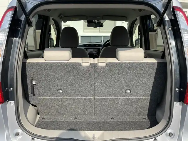 日産 デイズ X Vセレ +SeftyⅡ 千葉県 2015(平27)年 1.6万km シルバー ・ワンオーナー/・純正メモリーナビ（MC315D-W）/・地デジ/DVD/BT/・アラウンドビューモニター/・ドライブレコーダー前後/・エマージェンシーブレーキ/・スマートキー/・H28/29/30/31/R2/3/4/6年/ディーラー点検記録簿/・ETC