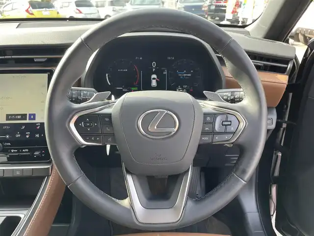 レクサス ＬＢＸ リラックス 長野県 2024(令6)年 1万km ブラックマイカ ワンオーナー/フルセグテレビ/AM/FM/Bluetooth/Apple carplay/シートメモリー/全方位カメラ/パワーバックドア/ハンドルヒーター/4WD/ブラインドスポットモニター/クリアランスソナー/レザーシート/シートヒーター/降車アシスト/スペアキー/カードキー/ECOモード/EVモード/純正18インチAW/コーナーセンサー/クルーズコントロール/パワーウィンドウ/社外フロアマット/オートハイビーム/レーンキープアシスト