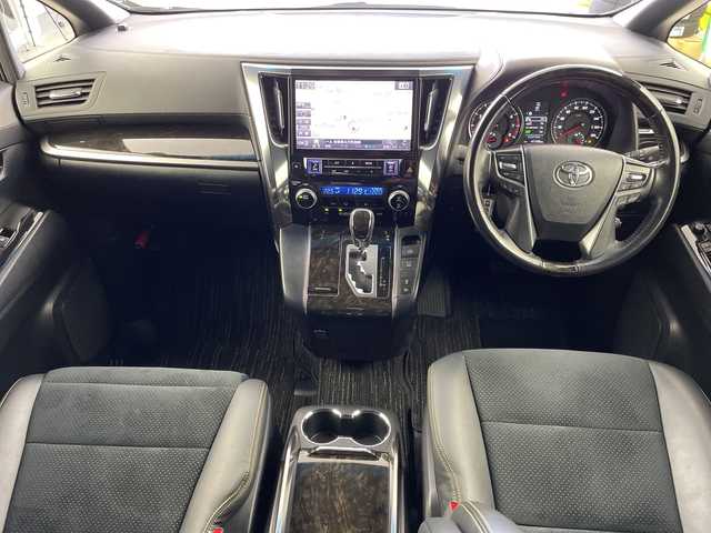 トヨタ ヴェルファイア Z Aエディション ゴールデンアイズ 岐阜県 2016(平28)年 4.2万km ブラック ALPINE11型ナビ(EX11V)/・フルセグ/・Bluetooth/ALPINEフリップダウンモニター/両側パワースライドドア/バックモニター/ETC/クリアランスソナー/LEDライト/スマートキー/プッシュスタート