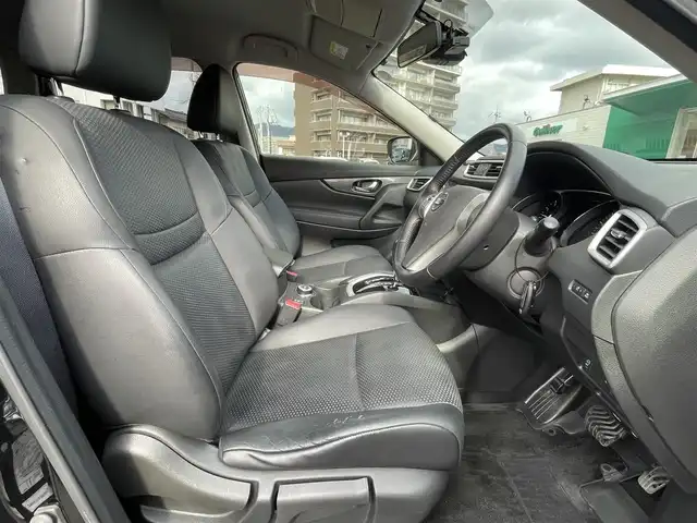 日産 エクストレイル 20X エマージェンシーブレーキ 島根県 2015(平27)年 5.8万km ダイヤモンドブラック 純正８型ナビ　/フルセグＴＶ　/ＤＶＤ再生　/Ｂｌｕｅｔｏｏｔｈ接続　/バックカメラ　/ビルトインＥＴＣ　/前方ドライブレコーダー　/アイドリングストップ　/衝突軽減ブレーキ/レーンキープアシスト　/前後コーナーセンサー　/前席シートヒーター　/スマートキー/純正１７インチアルミホイール/純正フロアマット