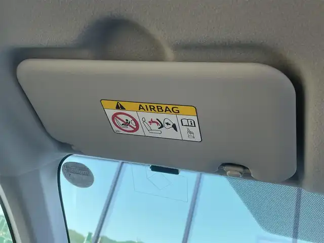 トヨタ ポルテ F 香川県 2015(平27)年 8.4万km クリームベージュ 純正7インチSDナビ/【ワンセグTV/Bluetooth/CD/SD/AUX】/バックカメラ/左側パワースライドドア/布シート/ウレタンステアリング/純正フロアマット/純正ドアバイザー/ハロゲンヘッドライト/ハロゲンフォグライト/横滑り防止機能/プッシュスタート/スマートキー