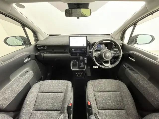 トヨタ シエンタ ハイブリッド Z 道央・札幌 2022(令4)年 3.4万km ホワイトパールクリスタルシャイン ・４ＷＤ/・ワンオーナー/・寒冷地仕様/・純正メモリナビ/・純正フリップダウンモニター/・全方位カメラ/・BT/USB/フルセグTV/・１００Ｖ電源/・ステアリングヒーター/・ブラインドスポットモニター/・シートヒーター/・レーンキープアシスト/・アダプティブクルーズコントロール/・アイドリング/・ビルトインETC2.0/・両側パワースライドドア/・オートライト/・オートマチックハイビーム/・LEDヘッドライト/・フロントフォグランプ/・コーナーセンサー/・クリアランスソナー