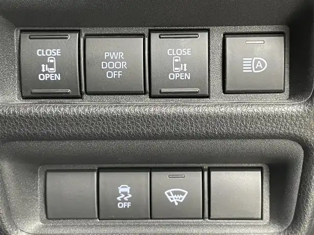 トヨタ シエンタ ハイブリッド Z 道央・札幌 2022(令4)年 3.4万km ホワイトパールクリスタルシャイン ・４ＷＤ/・ワンオーナー/・寒冷地仕様/・純正メモリナビ/・純正フリップダウンモニター/・全方位カメラ/・BT/USB/フルセグTV/・１００Ｖ電源/・ステアリングヒーター/・ブラインドスポットモニター/・シートヒーター/・レーンキープアシスト/・アダプティブクルーズコントロール/・アイドリング/・ビルトインETC2.0/・両側パワースライドドア/・オートライト/・オートマチックハイビーム/・LEDヘッドライト/・フロントフォグランプ/・コーナーセンサー/・クリアランスソナー