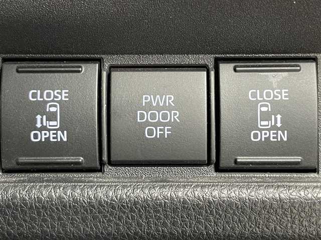 トヨタ シエンタ ハイブリッド Z 道央・札幌 2022(令4)年 3.4万km ホワイトパールクリスタルシャイン ・４ＷＤ/・ワンオーナー/・寒冷地仕様/・純正メモリナビ/・純正フリップダウンモニター/・全方位カメラ/・BT/USB/フルセグTV/・１００Ｖ電源/・ステアリングヒーター/・ブラインドスポットモニター/・シートヒーター/・レーンキープアシスト/・アダプティブクルーズコントロール/・アイドリング/・ビルトインETC2.0/・両側パワースライドドア/・オートライト/・オートマチックハイビーム/・LEDヘッドライト/・フロントフォグランプ/・コーナーセンサー/・クリアランスソナー