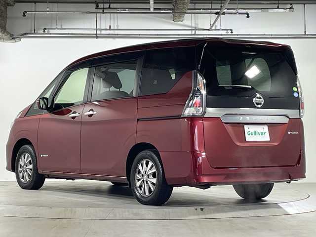 日産 セレナ e－パワー XV 広島県 2019(令1)年 3.7万km マルーンレッド エマージェンシーブレーキ/クルーズコントロール/車線逸脱警報/純正７型メモリナビ/CD/SD/BT/フルセグTV/バックカメラ/両側パワースライドドア/スマートキー/プッシュスタート/ETC/ステアリングスイッチ/シートバックテーブル/純正フロアマット/純正ドアバイザー/純正アルミホイール