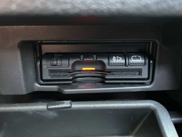 日産 セレナ e－パワー XV 広島県 2019(令1)年 3.7万km マルーンレッド エマージェンシーブレーキ/クルーズコントロール/車線逸脱警報/純正７型メモリナビ/CD/SD/BT/フルセグTV/バックカメラ/両側パワースライドドア/スマートキー/プッシュスタート/ETC/ステアリングスイッチ/シートバックテーブル/純正フロアマット/純正ドアバイザー/純正アルミホイール