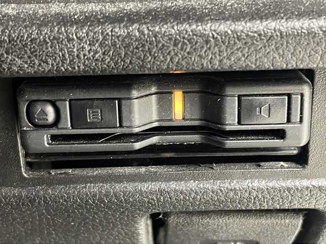 スズキ ハスラー HYBRID X 茨城県 2024(令6)年 2.8万km ピュアホワイトP ケンウッドメモリーナビ/・Bluetooth・USB入力端子/・ワンセグ/デュアルカメラブレーキサポート/レーダークルーズ/LEDオートライト/バックモニター/シートヒーター/レザーハンドル/ビルトインETC/パーキングセンサー/フロントフォグ/ウィンカーミラー/バックソナー/革巻きステアリング/ドアバイザー/ウインカーミラー/フロントフォグライト