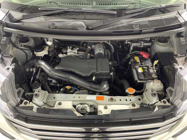 トヨタ ルーミー カスタムG 神奈川県 2023(令5)年 0.3万km パールホワイトⅢ モデリスタエアロ【フロント/サイド/リアアンダー】/純正7型SDナビゲーション【NSZT-W66T】/フルセグ　SDREC　CD DVD　Bluetooth/両側電動スライドドア【サンシェード】/スマートアシスト/衝突回避支援ブレーキ/誤発進抑制機能/車線逸脱警報/ふらつき警報/アダブティブクルーズコントロール/標識認識機能/ハイビームアシスト/前後ソナー/アイドリングストップ/純正ビルトインETC/社外前後ドライブレコーダー/TRC/革巻きステアリング/ステアリングスイッチ/電動パーキングブレーキ/オートブレーキホールド/プッシュスタート/スマートキー/LEDヘッドランプ/LEDフロントフォグランプ/LEDライン/純正14インチアルミホイール/電格ウインカーミラー