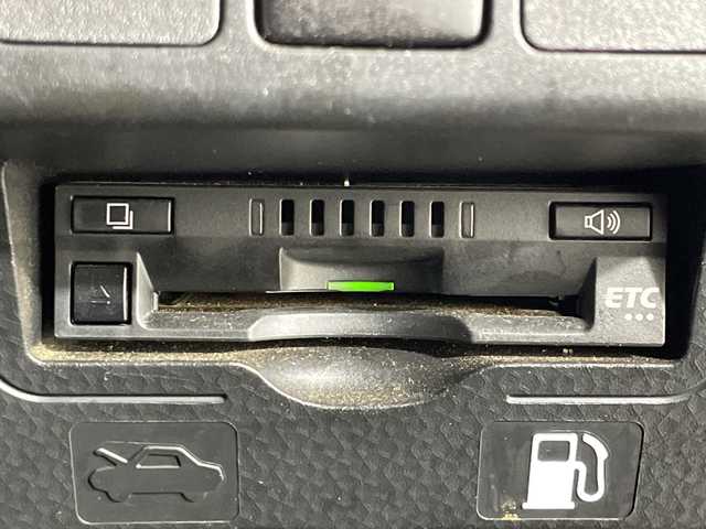 トヨタ ルーミー カスタムG 神奈川県 2023(令5)年 0.3万km パールホワイトⅢ モデリスタエアロ【フロント/サイド/リアアンダー】/純正7型SDナビゲーション【NSZT-W66T】/フルセグ　SDREC　CD DVD　Bluetooth/両側電動スライドドア【サンシェード】/スマートアシスト/衝突回避支援ブレーキ/誤発進抑制機能/車線逸脱警報/ふらつき警報/アダブティブクルーズコントロール/標識認識機能/ハイビームアシスト/前後ソナー/アイドリングストップ/純正ビルトインETC/社外前後ドライブレコーダー/TRC/革巻きステアリング/ステアリングスイッチ/電動パーキングブレーキ/オートブレーキホールド/プッシュスタート/スマートキー/LEDヘッドランプ/LEDフロントフォグランプ/LEDライン/純正14インチアルミホイール/電格ウインカーミラー